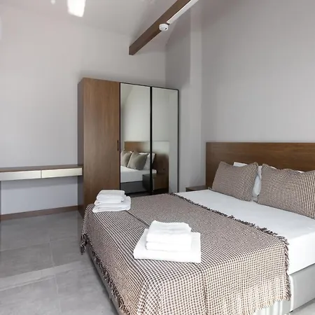 Hostel Bisuites