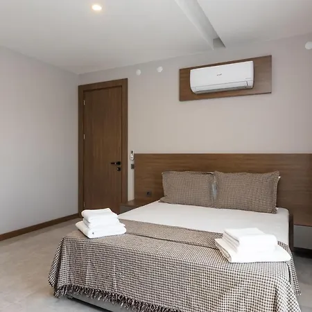 Hostel Bisuites