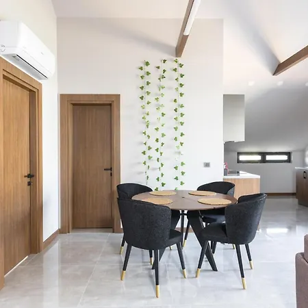 Bisuites Hostel Αττάλεια