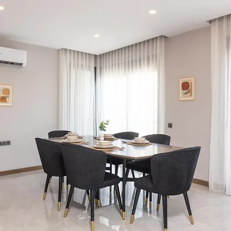 Bisuites Hostel Antalya